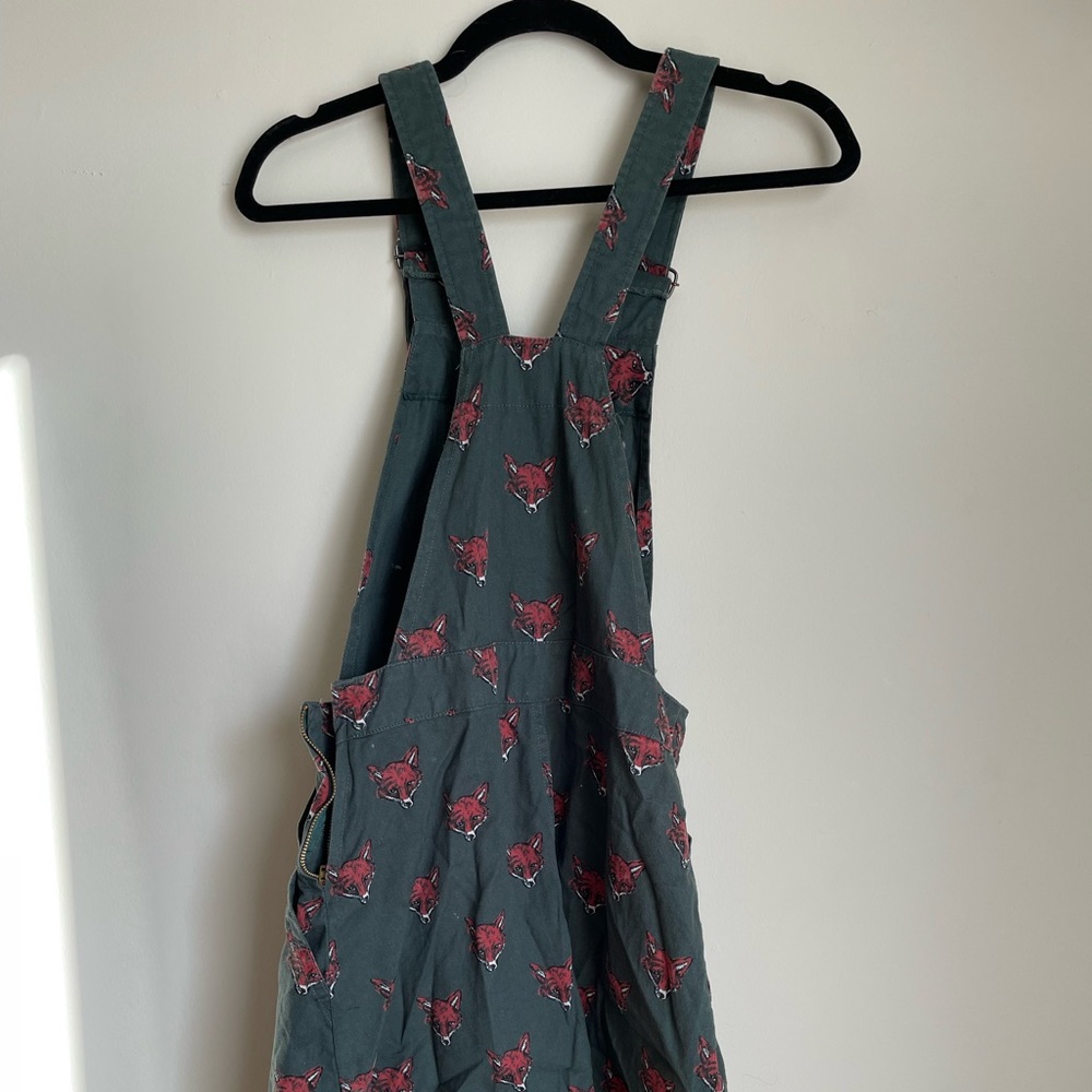 UK fox pinafore